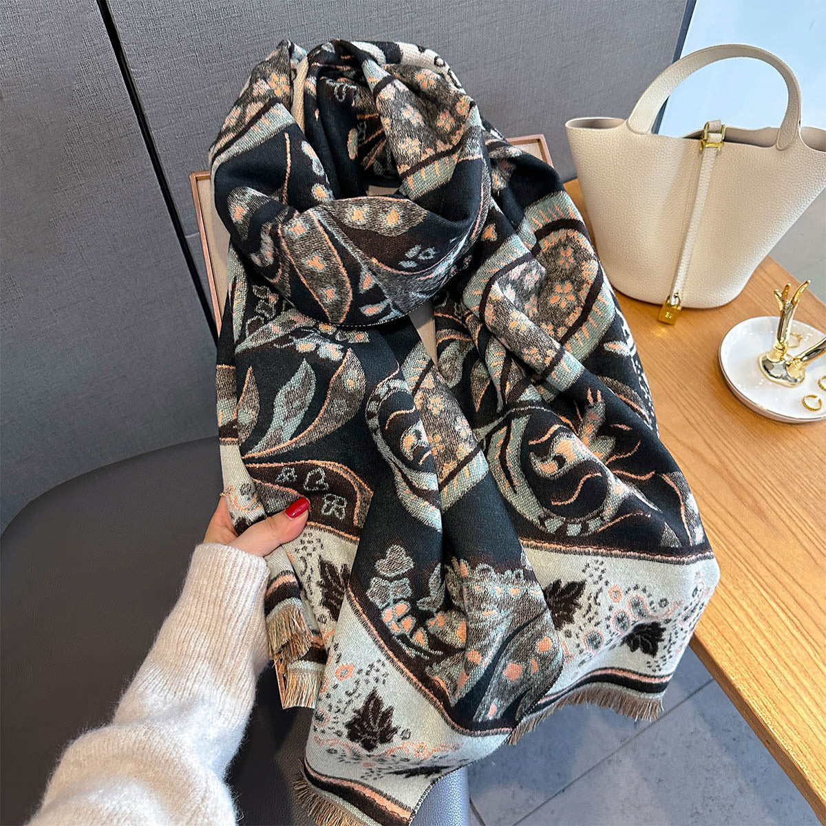 Paisley Print Tassel Winter Scarf - 185 * 65 CMS