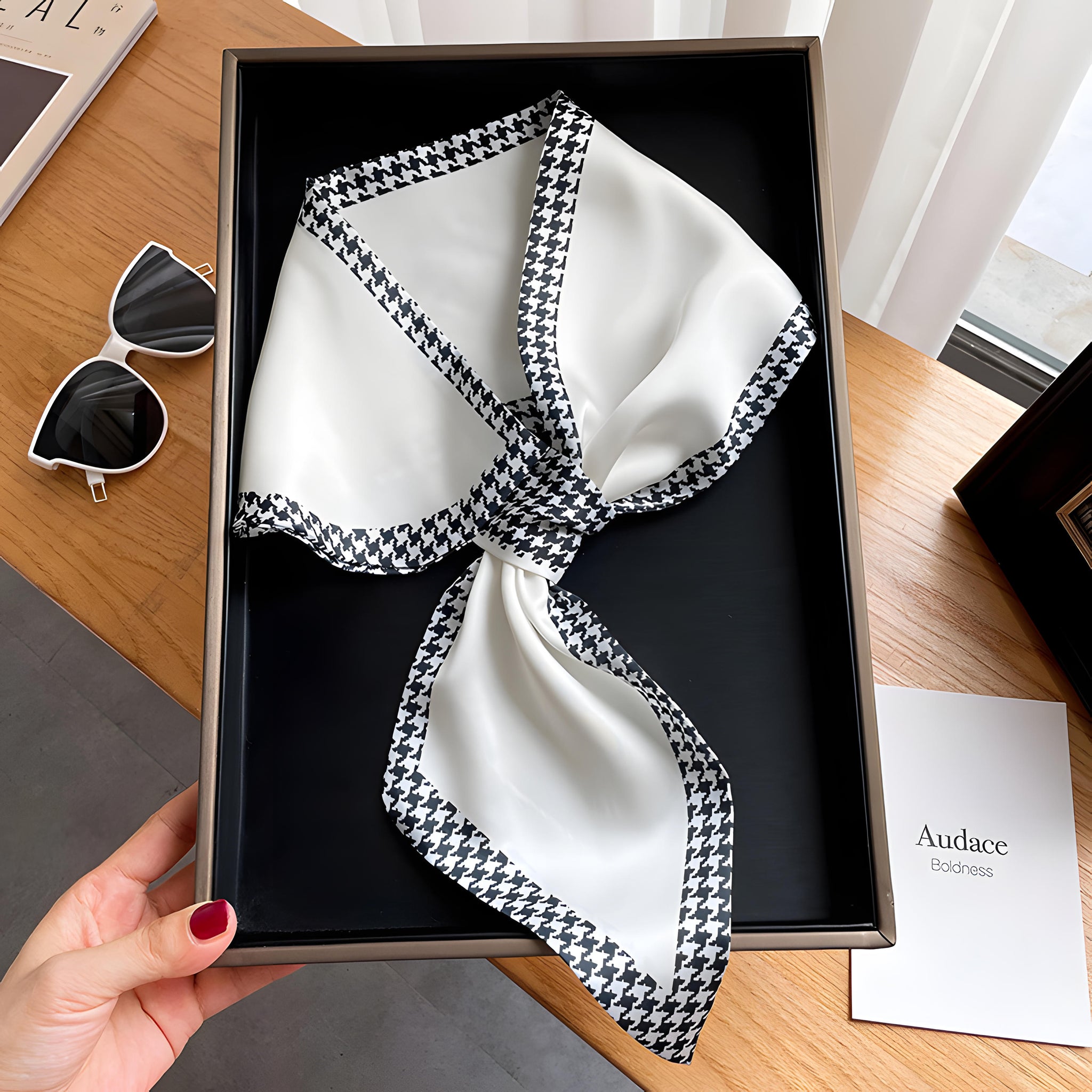 Luxury Printed Loop Scarf - LOOP SCARF 15 * 70 CMS - XED_58_WHI